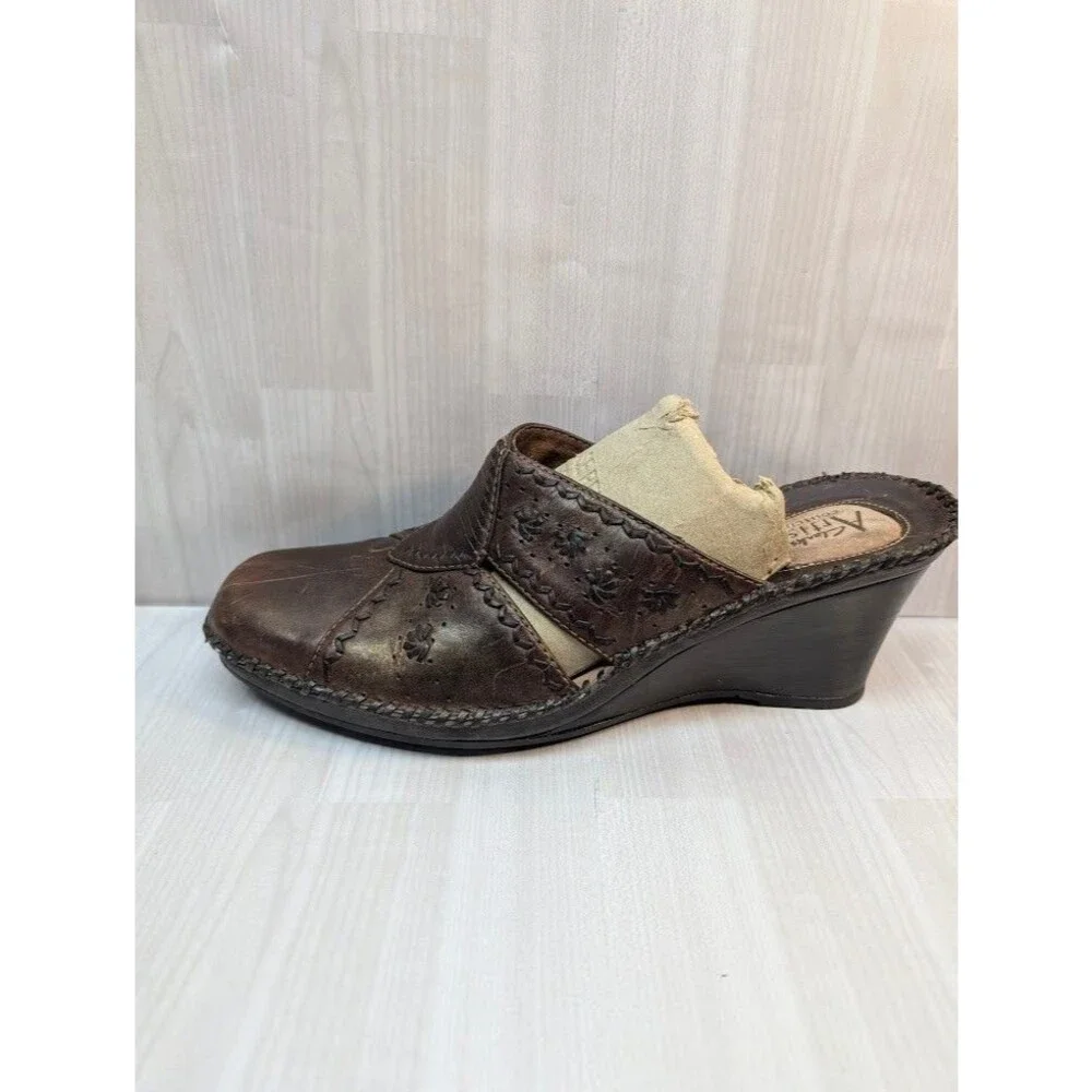 Clarks Artisan Clogs Mules Wedge Heel Womens Sz 10M 74530 Dark Brown Leather
